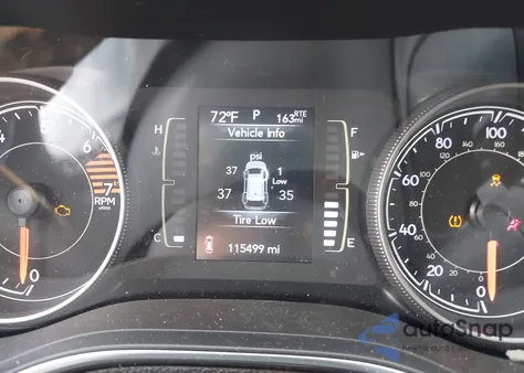 2019 Jeep Cherokee Latitude 4X4 z USA, uszkodzony, nr VIN 1C4PJMCB2KD281570